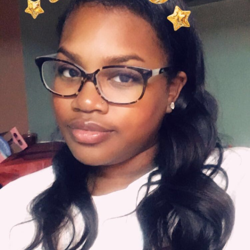 Meet your Posher, Tiyahna